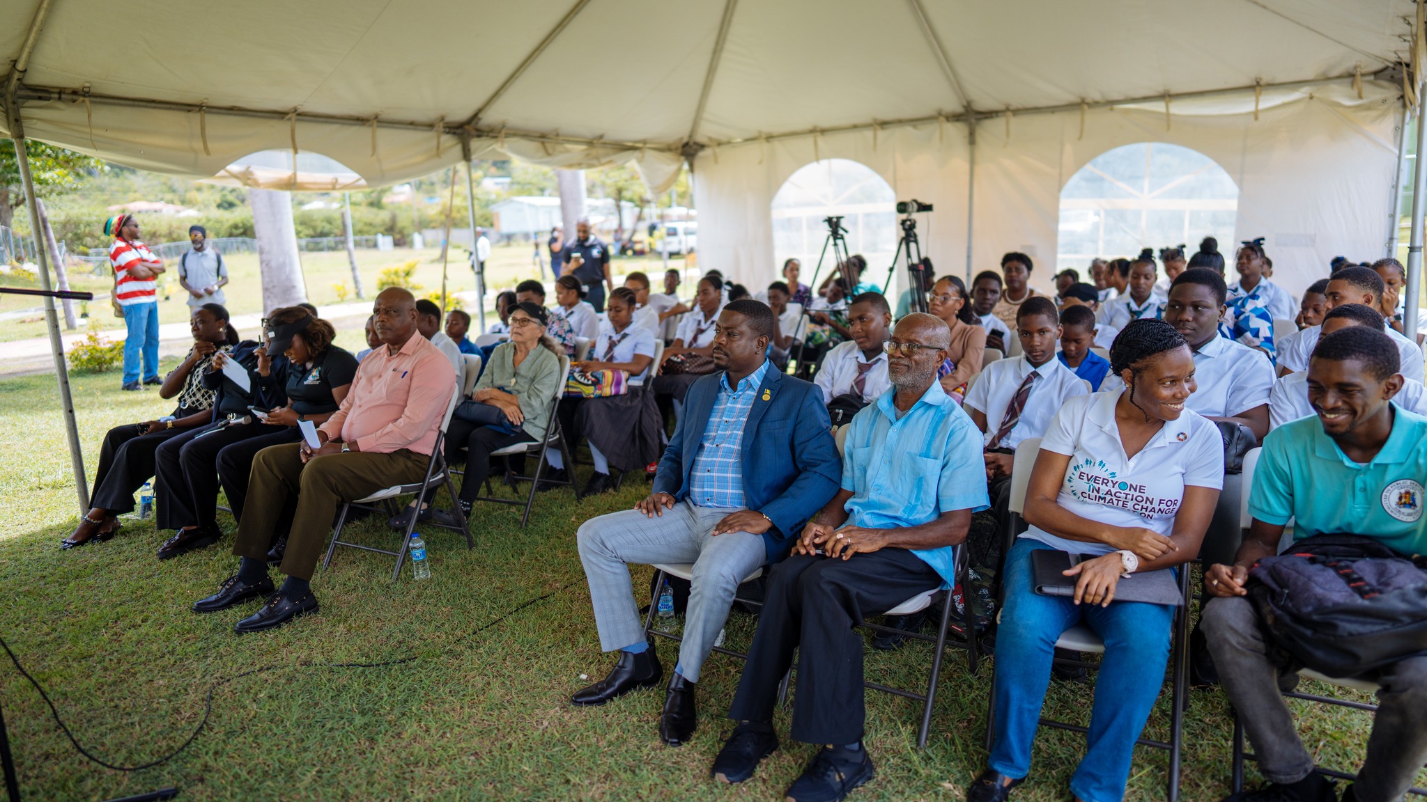 561010379_1204559298362199_2049367204304670422_n